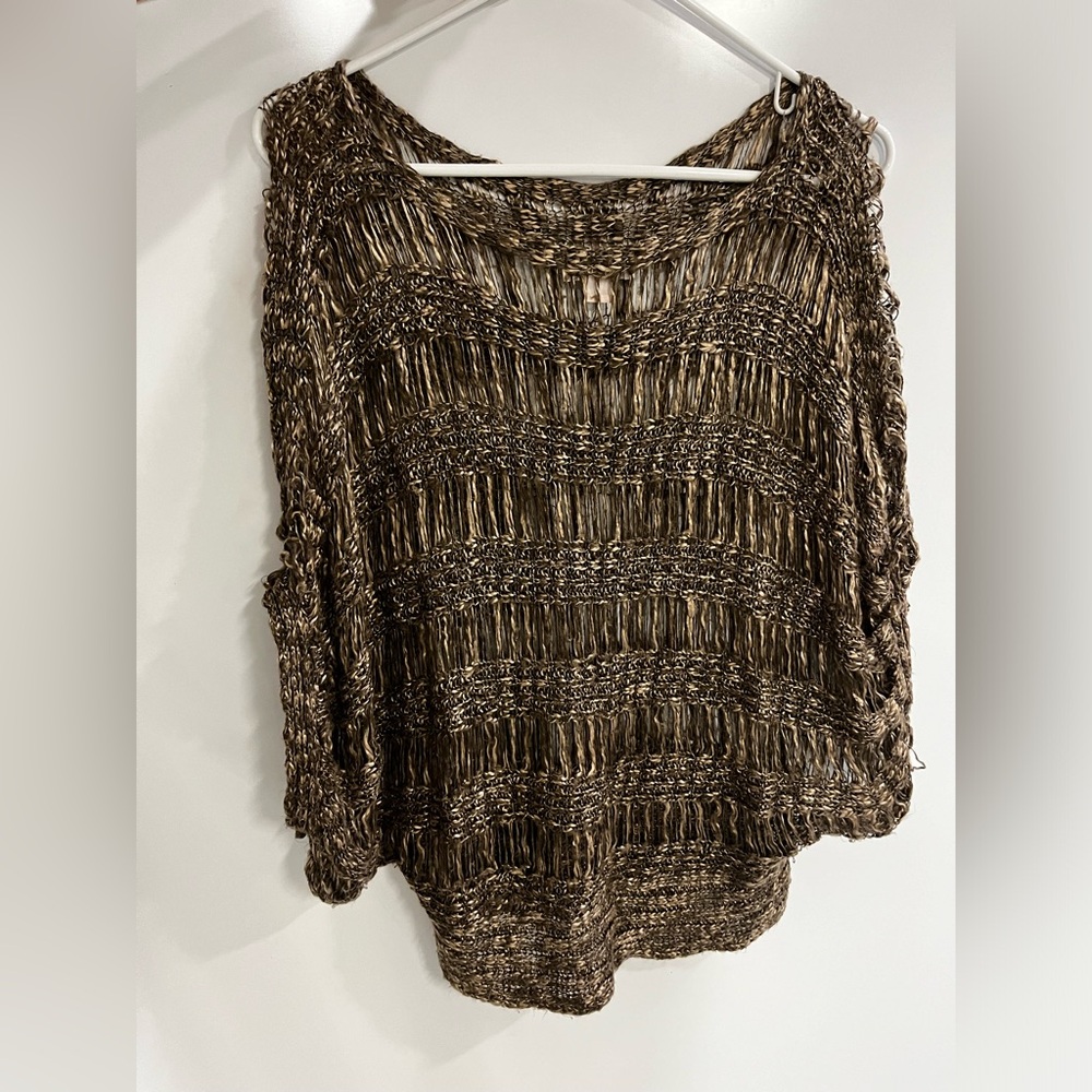 Sweater - Picture 4 of 4